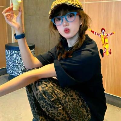 凹凸魔女的亲子日常